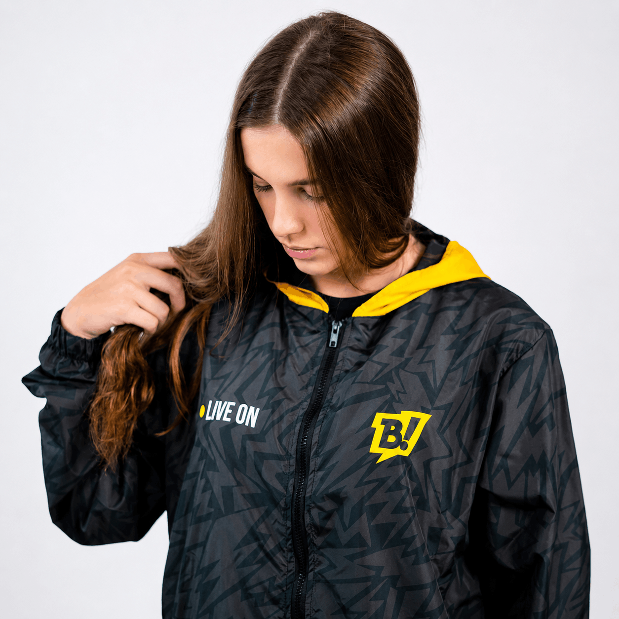 Corta-vento com estampa sublimada em toda a superfície produzido para a Booyah